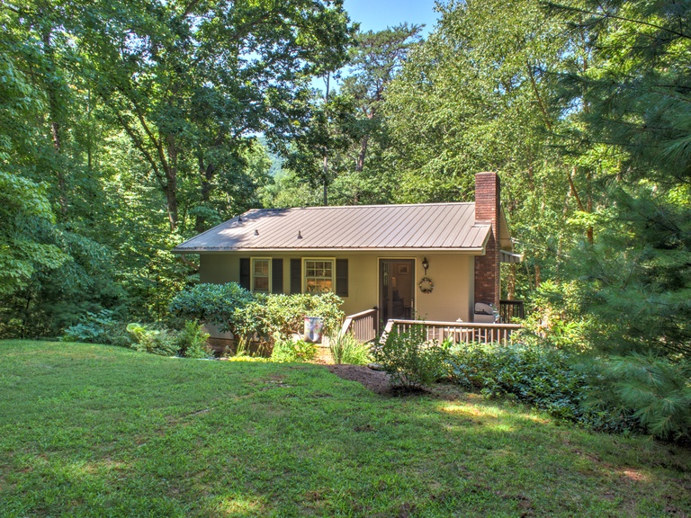 Rose Hill Country Cottage