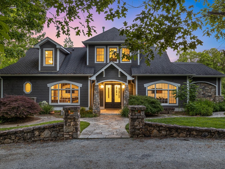 Waterfall Manor