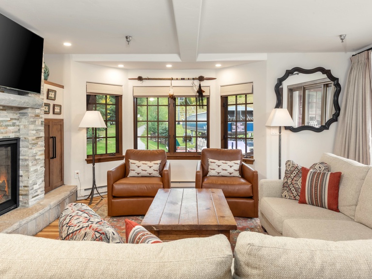 Bridge Street Lodge | 309