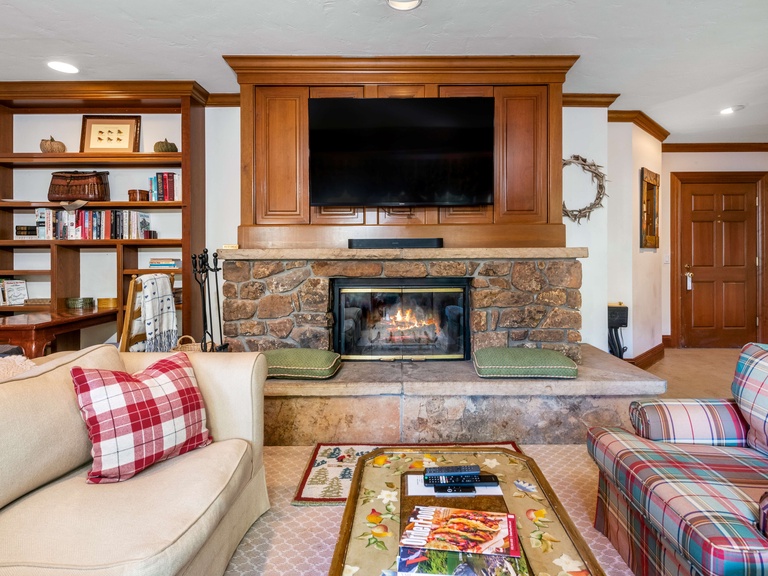 Plaza Lodge | 2