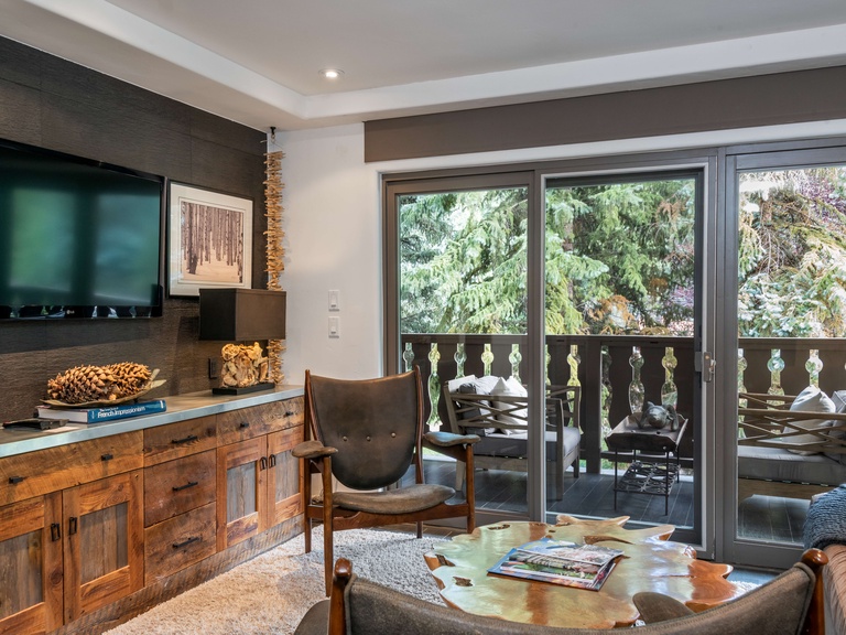 Bridge Street Lodge | 306