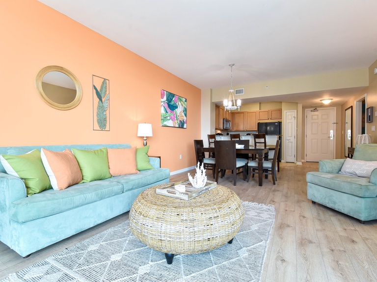The Palms of Destin 1513 Junior: vacation rental in Destin, Destin and 30A