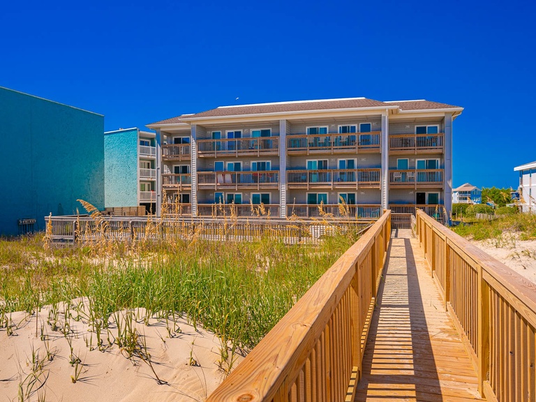 Featured Property Y-103 | The Yachtsman