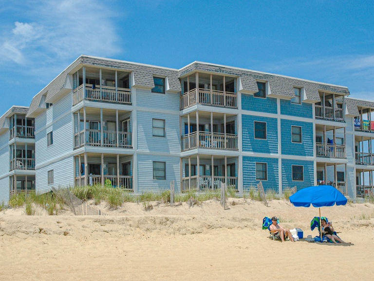 Featured Property AV2-1E | Admirals View II Condo Unit 1E