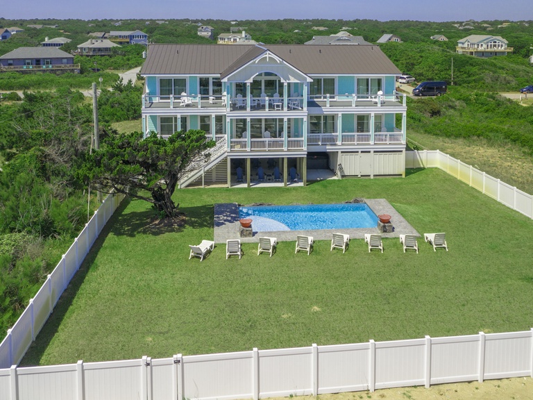 Featured Property 887 | The Salt House