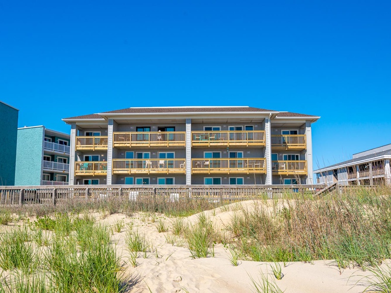 Featured Property Y-304 | The Yachtsman