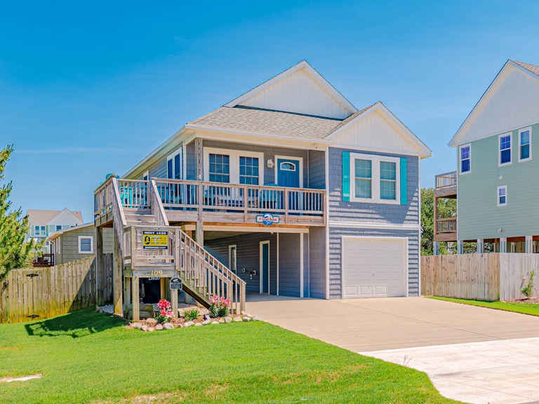 Featured Property 435 | A Swell Break