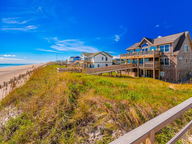 Featured Property 260 | An Aqua View