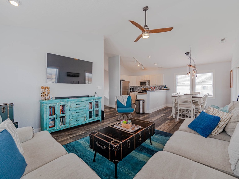 Featured Property 061 | E Z Livin