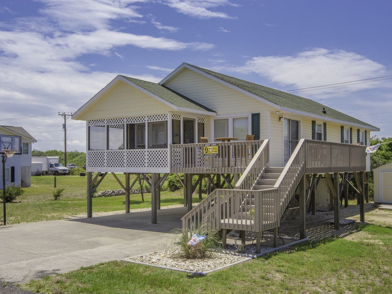 Featured Property 393 | Don't Worry Beach Happy