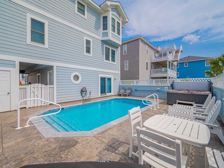 Featured Property 125 | Catch The Wave