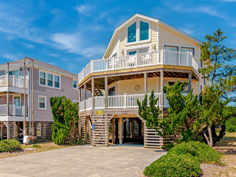 Featured Property 613 | Sandcastle