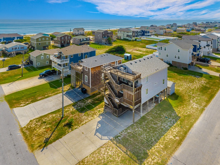 Featured Property 825 | Hawk's Nest