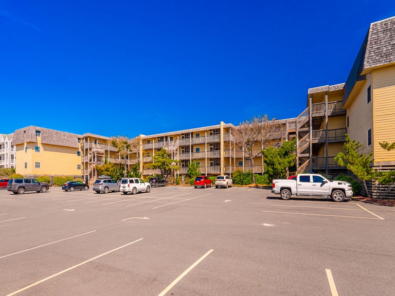 Featured Property GST-H3 | Golden Strand Condo H3