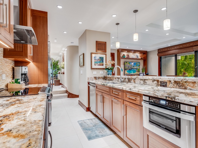 Kaanapali Alii 216 2