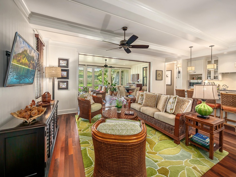 Lodge at Kukui'ula Cottage 6