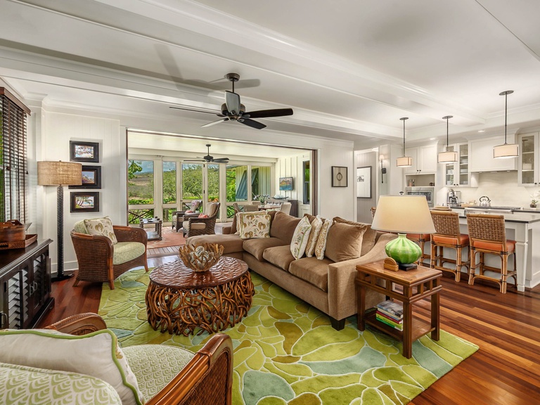 Lodge at Kukui'ula Cottage 10