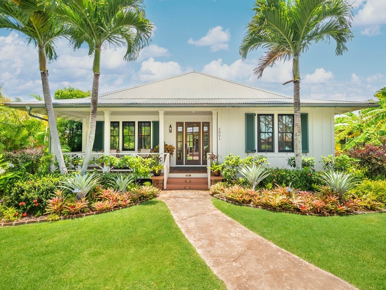 Lodge at Kukui'ula Cottage 9