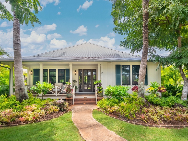 Lodge at Kukui'ula Cottage 5