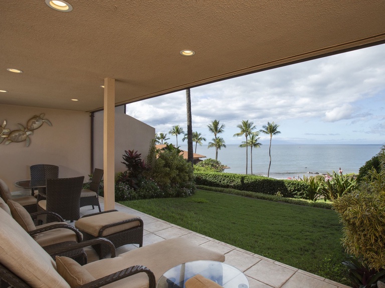Makena Surf C105 Beachfront Resort