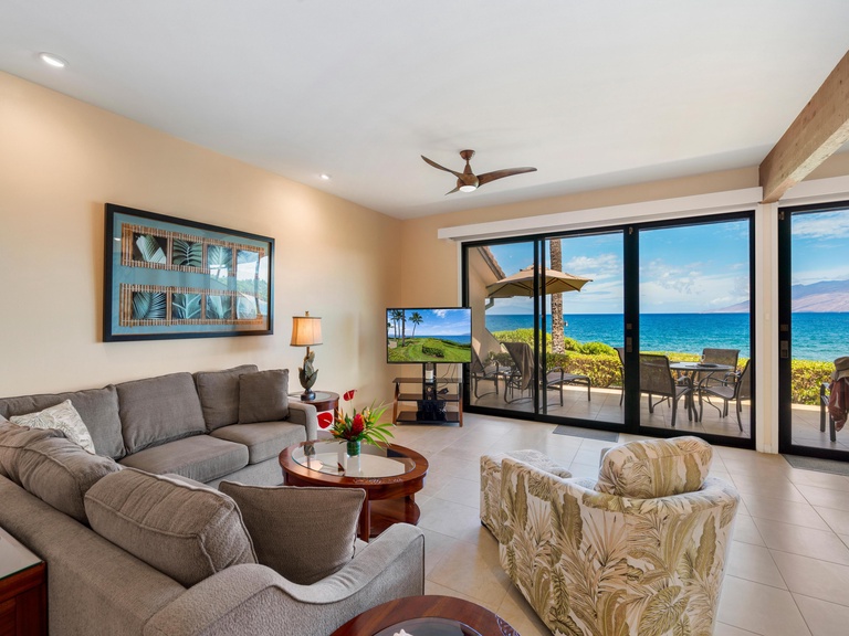 Makena Surf F111 Beachfront Resort