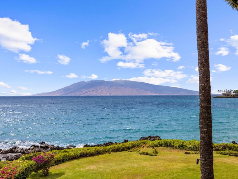 Makena Surf F208 Beachfront Resort 3