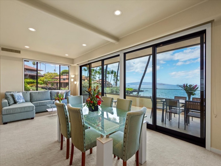 Makena Surf B201 Beachfront Resort 3