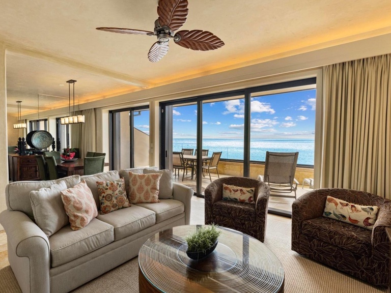 Makena Surf F208 Beachfront Resort 2