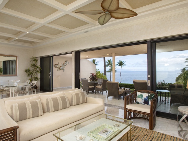 Makena Surf C105 Beachfront Resort 2