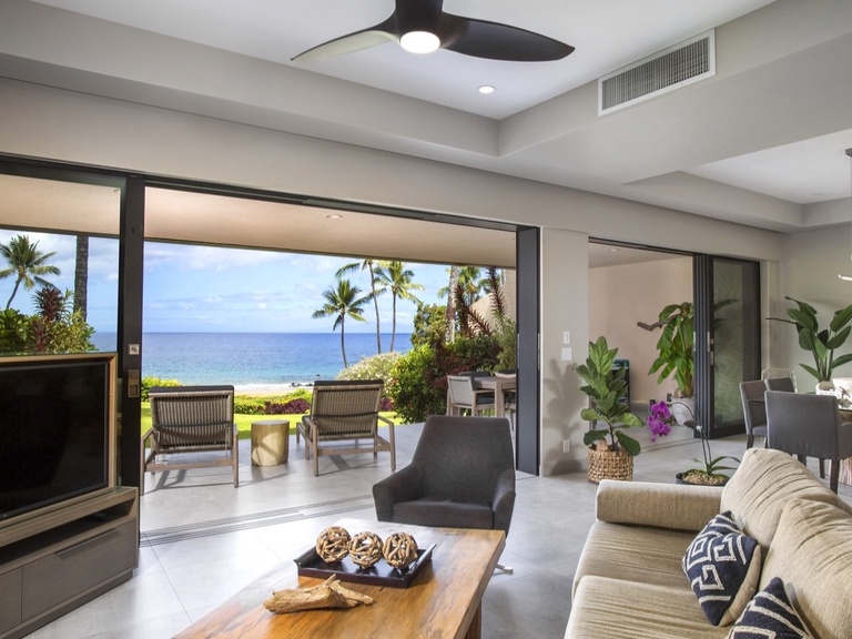 Makena Surf A102 Beachfront Resort 2