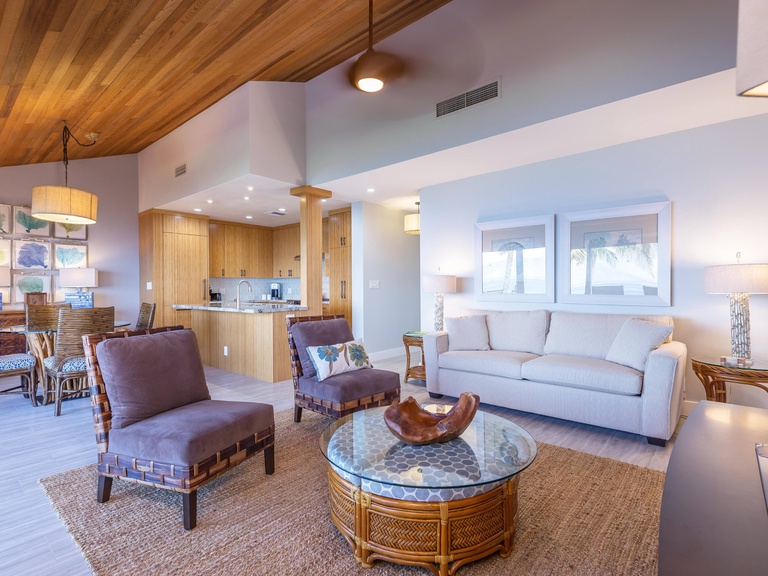 Makena Surf F306 Beachfront Resort 3