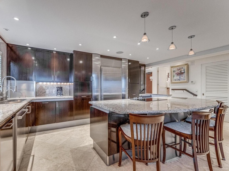 Polo Beach Club 408 3