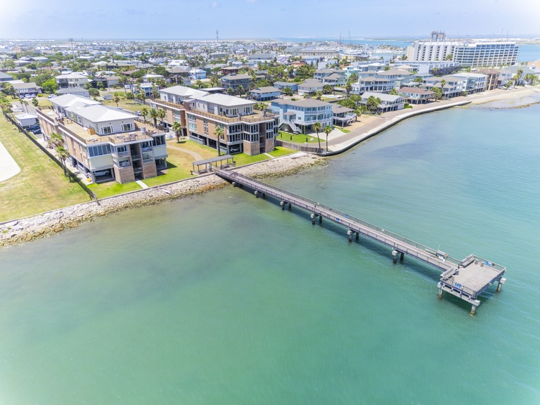 Channelview CV111 | Port A Escapes
