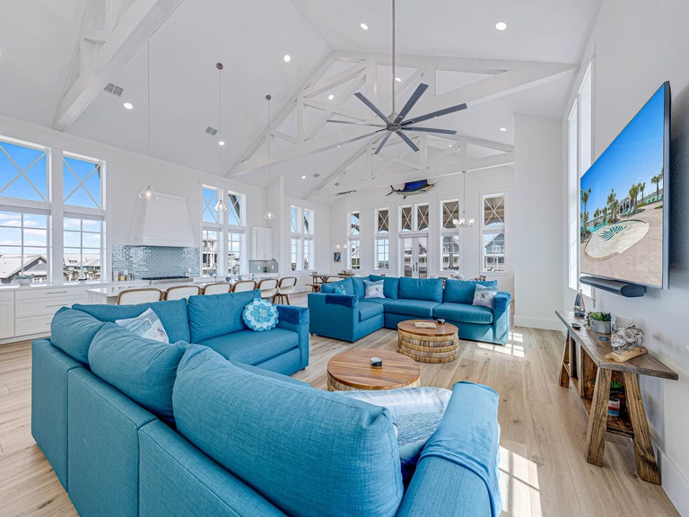 250 Sunset Avenue 2