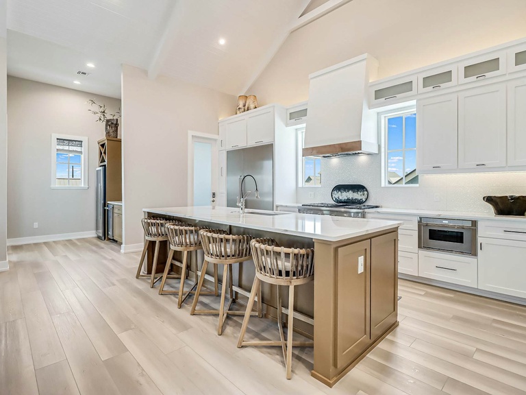 155 Sunset Avenue 2