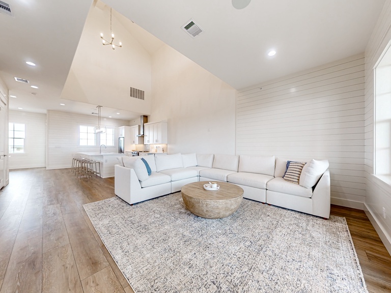 252 Sunrise Avenue 3