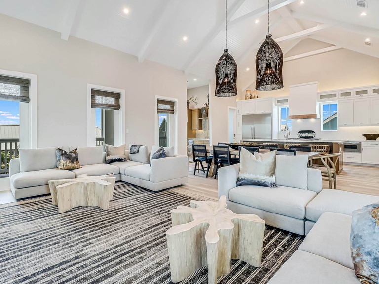 155 Sunset Avenue Photo