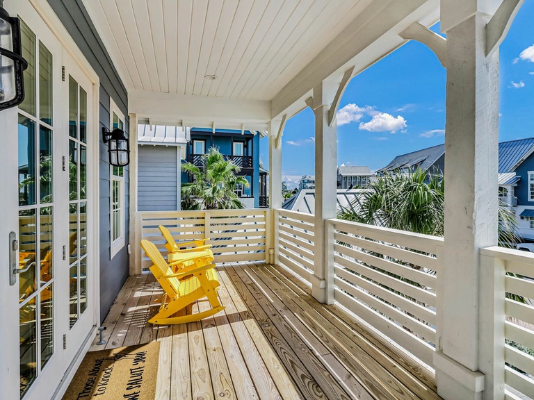 184 Sunset Avenue Photo