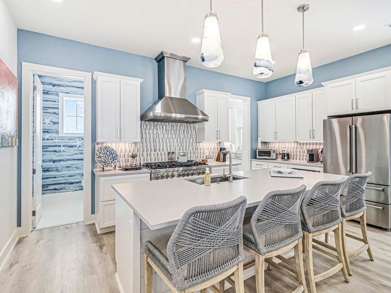 224 Sunrise Avenue 2