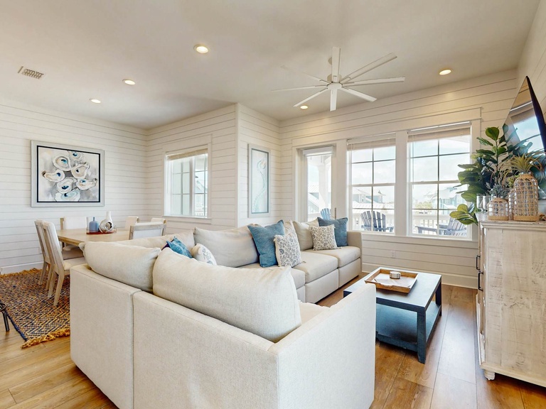 142 Sabal Lane Photo