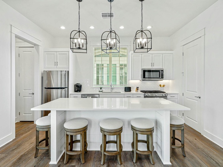 130 Sweetbay Street Photo