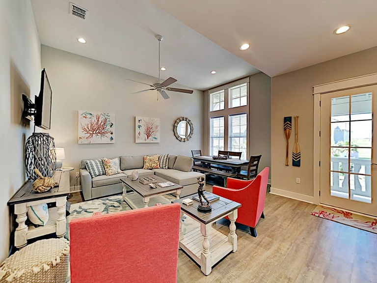 185 Sunset Avenue Photo