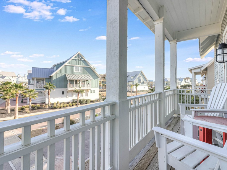 200 Sunset Avenue Photo
