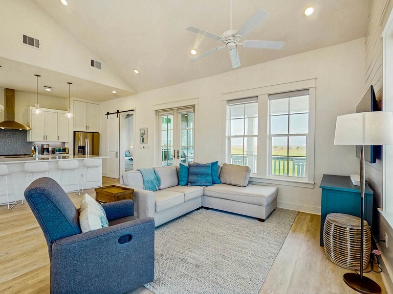 100 Firewheel Lane 3