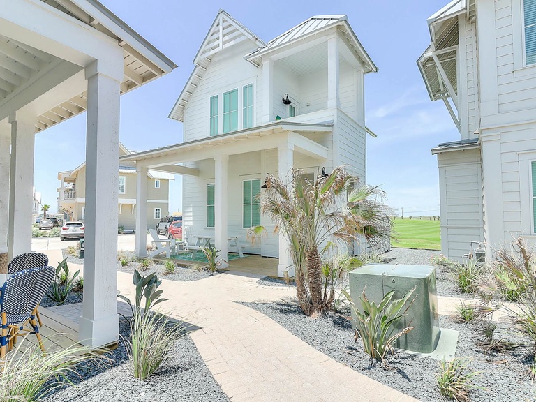 214 Sunset Avenue Casita 8 2