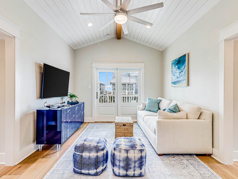 225 Sunrise Avenue 3