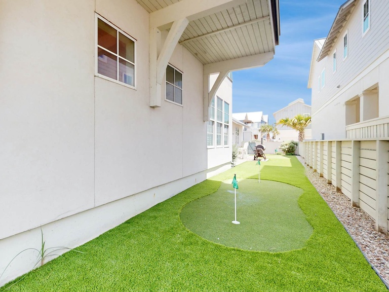 153 Sunset Avenue 3