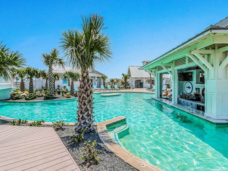 250 Sunset Avenue 3