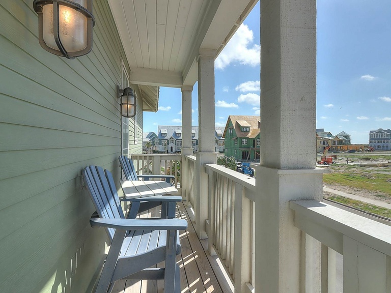 226 Sunset Avenue 2