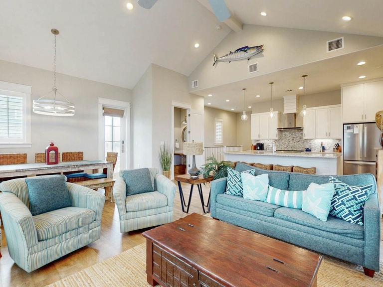 204 Sunset Avenue 2